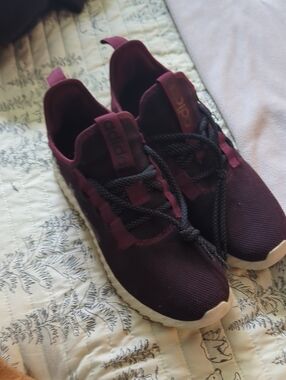 adidas Burgundy Low-Top Lace-Up Sneakers